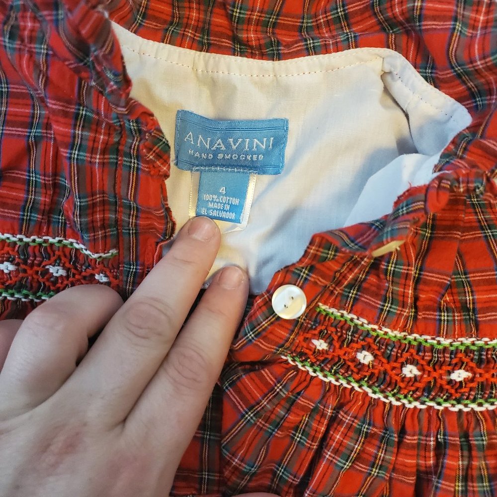 Anavini Hand Smocked dress